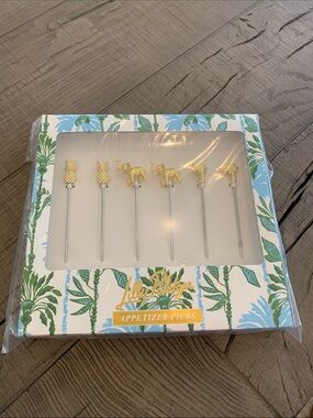 Lilly Pulitzer Gold Tropical Animal & Palm Appetizer Picks - 6pc